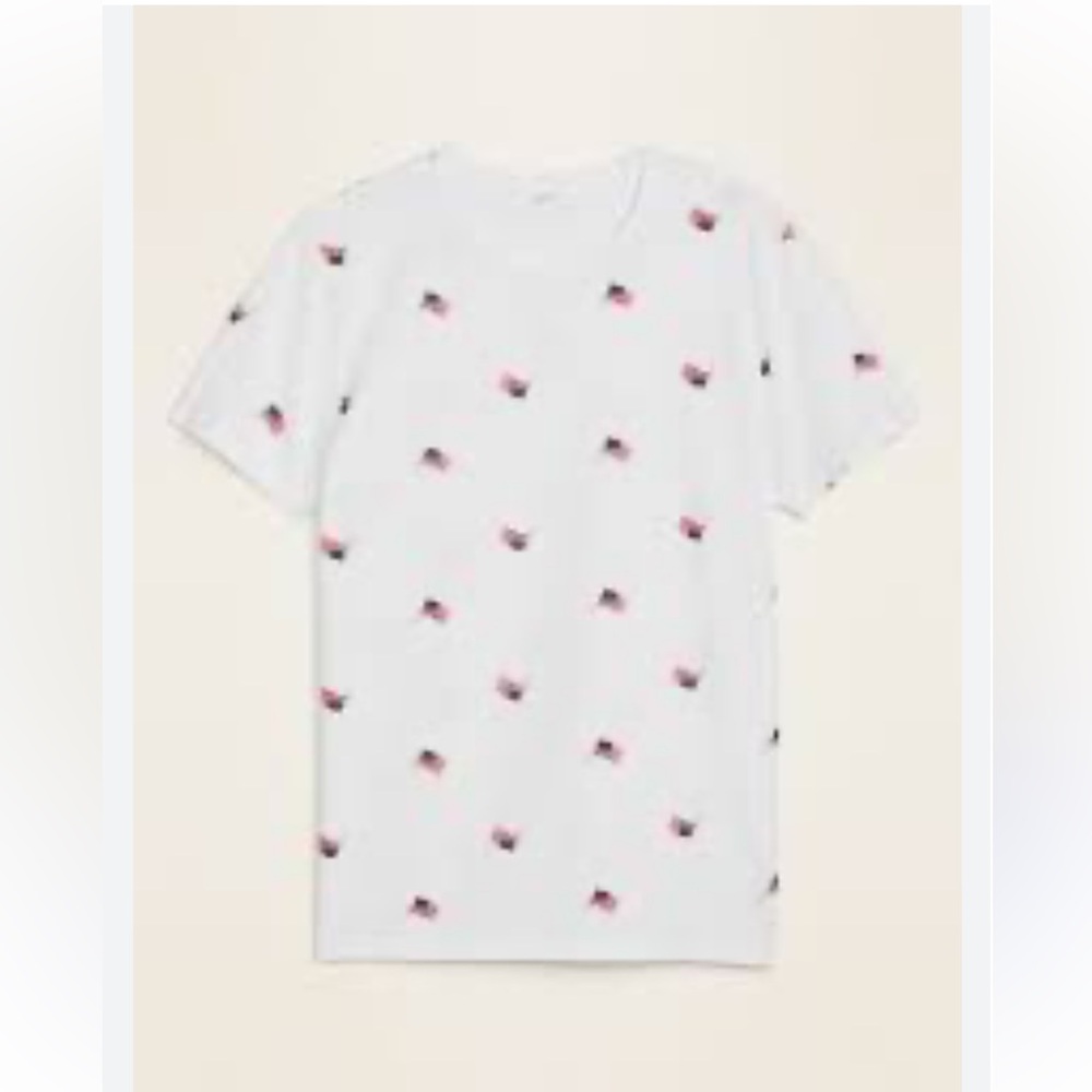 Old Navy Flag Pattern soft wash flag print crew neck tee. NWT ( sticker)